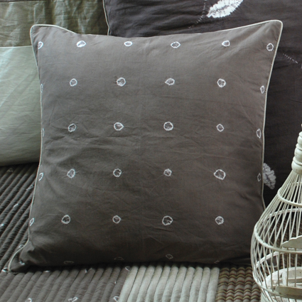 ACCENT PILLOW COVER - ORGANIC FIG SHIBORI DOTS ACCENT PILLOW COVER - ORGANIC FIG SHIBORI DOTS
